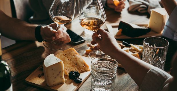 Sapori e relazioni: il master in Filosofia del cibo e del vino organizza un Webinar